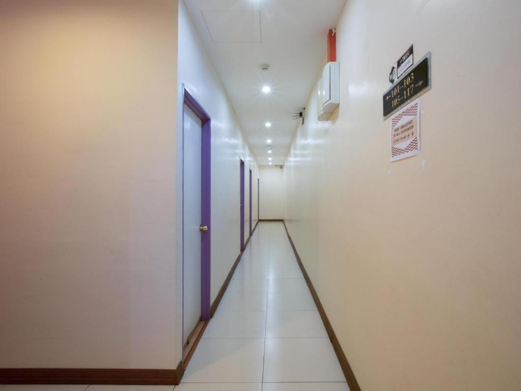 Hotel Zamburger Sungai Besi Kuala Lumpur Zewnętrze zdjęcie